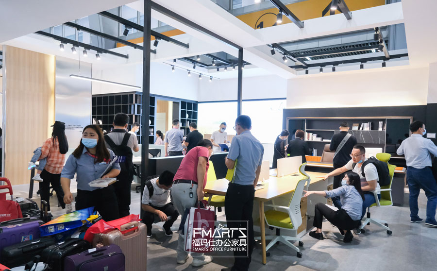 ?，斒苏刮滑F場