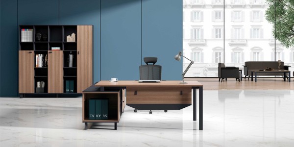 選擇糾結癥，不清楚該選擇板式辦公家具或是實木辦公家具？