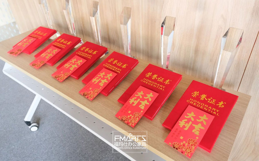 榮譽證書及獎金